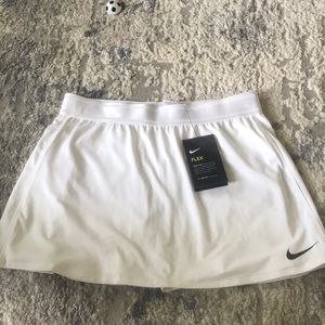 Brand new Nike Tennis Skirt